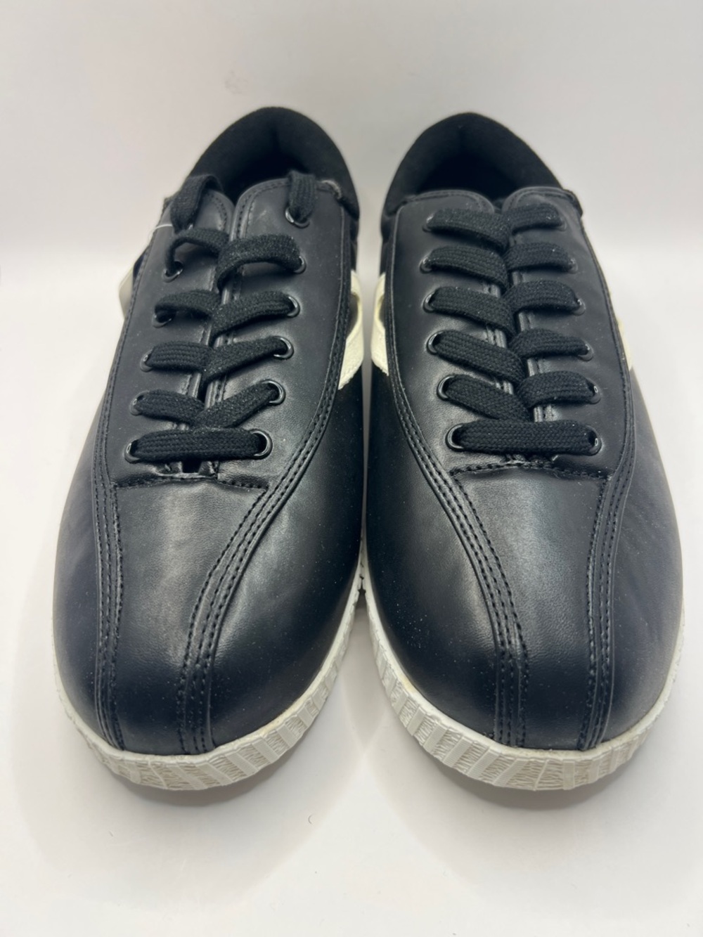 Tretorn Black Sneakers with Cream Accent size 9w